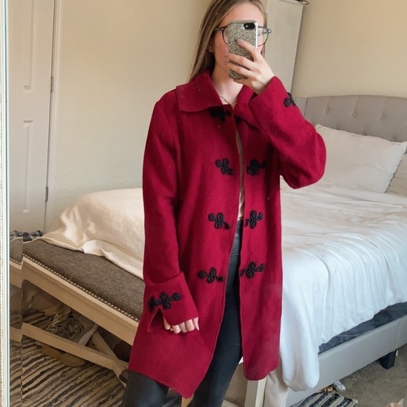 Lauren Hansen studio red 100% wool coat with black closers - Picture 9 of 11